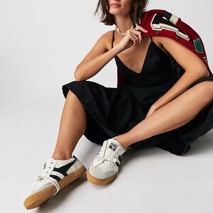 Gola Badminton Court Sneakers